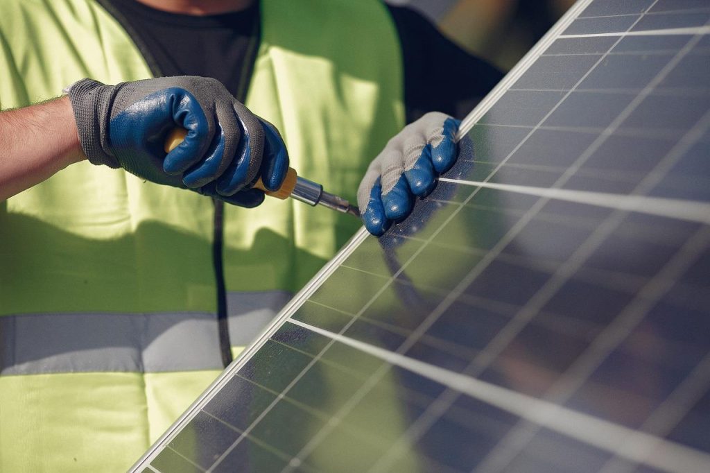 Professioneel installatiebedrijf in Middelburg biedt loodgiters-, elektra- en verwarmingsdiensten voor huizen en bedrijven